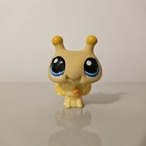 Littlest Pet Shop #1189 Yellow Bee Blue Eyes